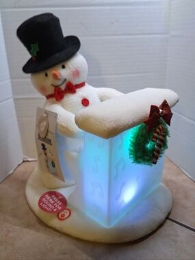 Hallmark Sing-a-long Snowman With Light & Motion Piano Plush Wreath Candy Cane